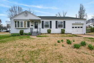 10201 Surf Dr in St. Louis, MO - Building Photo - Building Photo