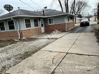 334 Blackhawk Dr photo'