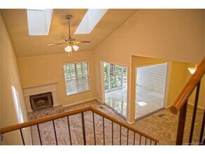 9024 St Thomas Ln in Charlotte, NC - Building Photo - Building Photo