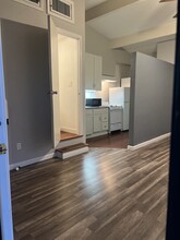 228 Gardenia Way, Unit Studio in East Palo Alto, CA - Building Photo - Building Photo