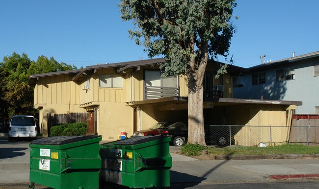 181-187 Alexander Ave in San Jose, CA - Foto de edificio - Building Photo