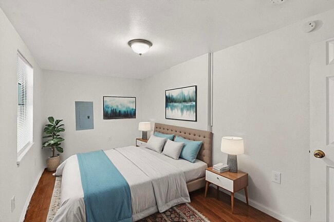 5645 Santa Fe Ave in Dallas, TX - Building Photo - Building Photo