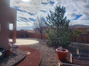 6280 Carmona Rd NW in Albuquerque, NM - Building Photo - Building Photo