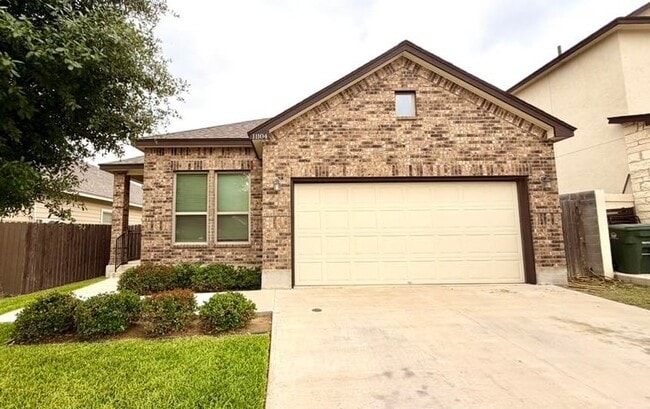11104 Santillana Loop in Laredo, TX - Building Photo - Building Photo