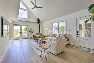 1155 Grape Ln in Napa, CA - Building Photo - Building Photo