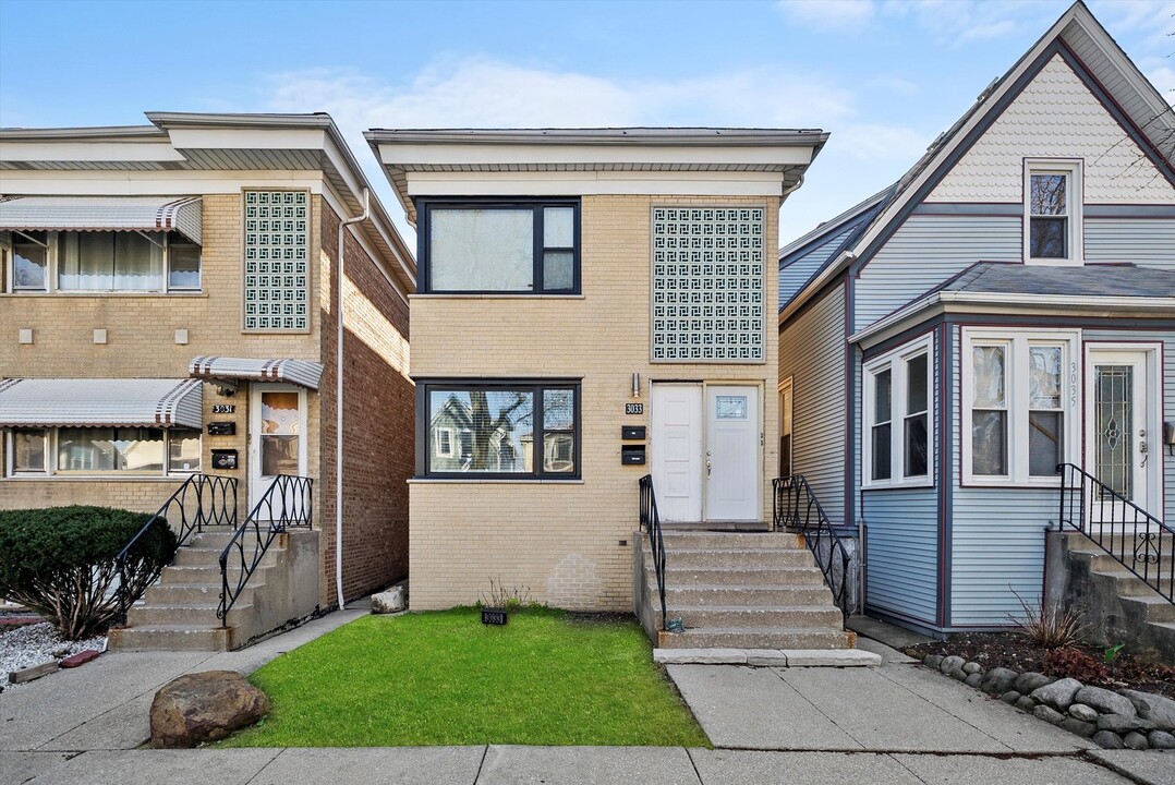 3033 Euclid Ave in Berwyn, IL - Building Photo