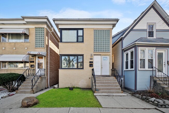 property at 3033 Euclid Ave