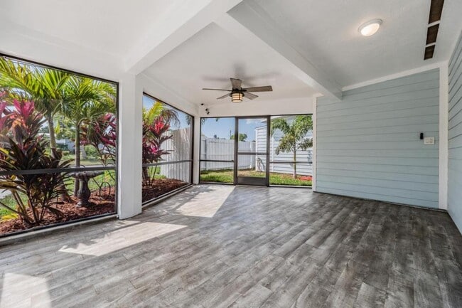 10283 114th Terrace N in Largo, FL - Building Photo - Building Photo