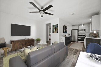 141 San Pascual Ave. in Los Angeles, CA - Foto de edificio - Building Photo