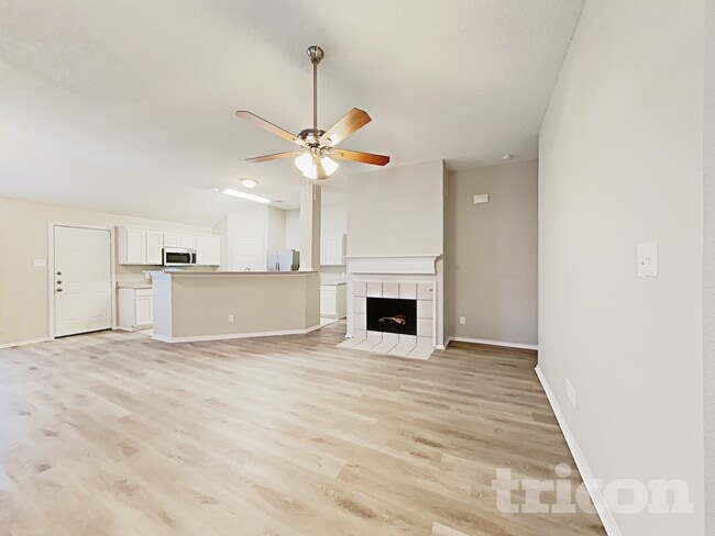 1703 Ash Ln in Corinth, TX - Building Photo - Building Photo