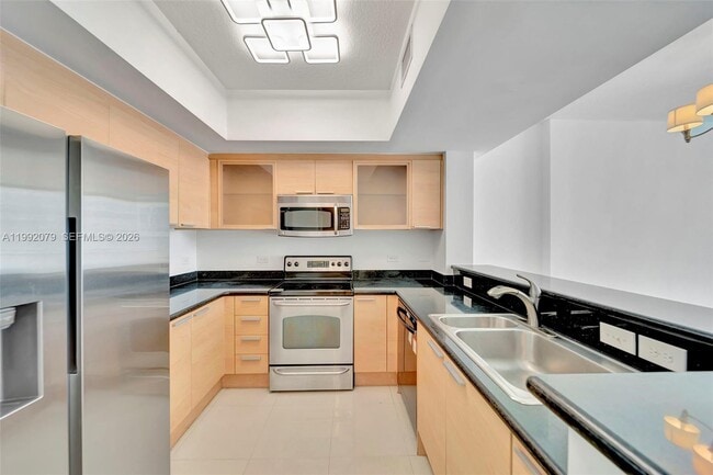 property at 140 S Dixie Hwy