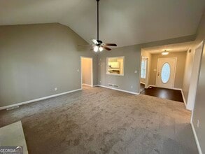 172 Crown Forest Dr in Mcdonough, GA - Building Photo - Building Photo