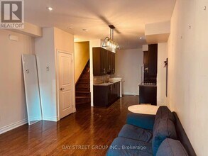 51 Hargrave Ln in Toronto, ON - Building Photo - Building Photo