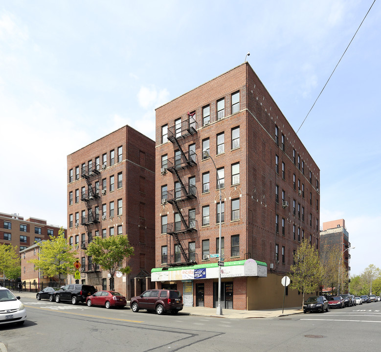 283 Cypress Ave in Bronx, NY - Building Photo