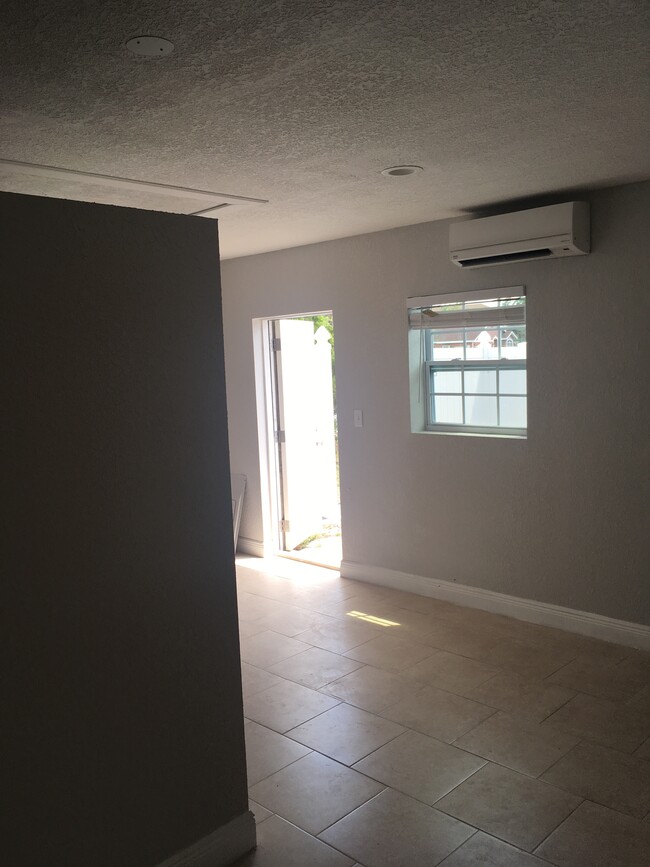 2446 Quail Hollow Ave in Kissimmee, FL - Building Photo - Building Photo