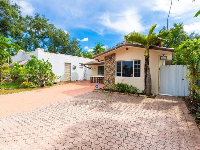 33 NW 58th Ct in Miami, FL - Building Photo - Building Photo