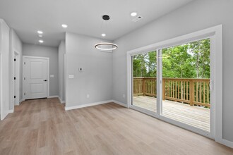 2 Brightling Ln in Bella Vista, AR - Building Photo - Building Photo