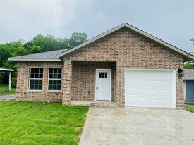 3614 Short St in Greenville, TX - Building Photo