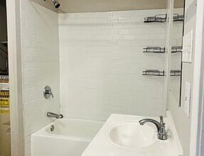 13358 Meadowlane Dr in Baton Rouge, LA - Building Photo - Building Photo