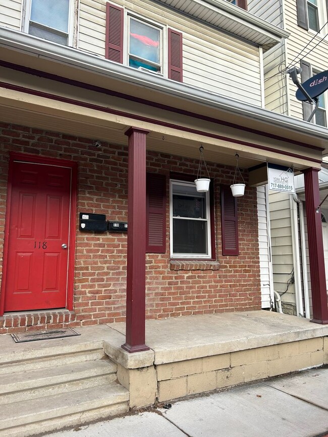 property at 118 S Main St