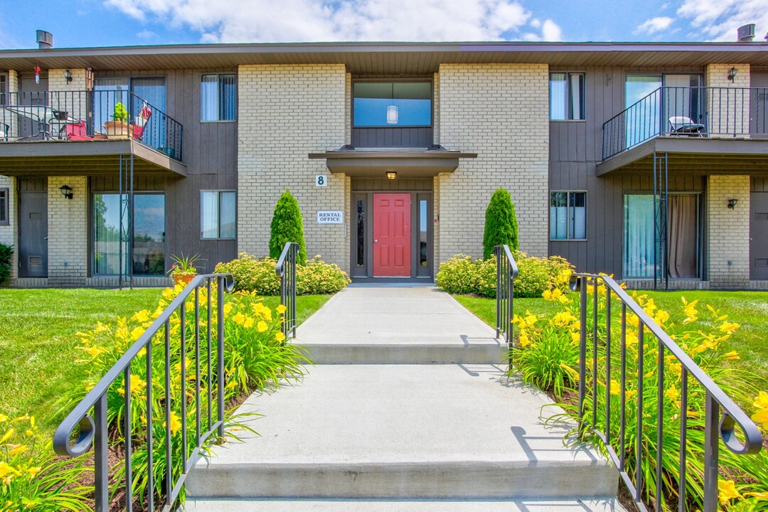 Rolling Ridge Apartments in Latham, NY - Foto de edificio