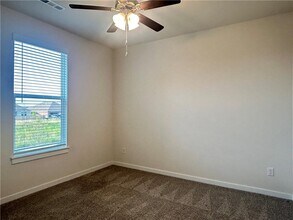 4825 W Triangle St in Fayetteville, AR - Building Photo - Building Photo