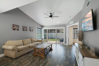 13098 Quiet Woods Rd in Wellington, FL - Foto de edificio - Building Photo