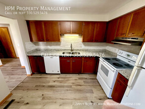 7145 Starcliff Ave NW in North Canton, OH - Building Photo - Building Photo