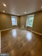 4710 Warrington Ave in Philadelphia, PA - Foto de edificio - Building Photo