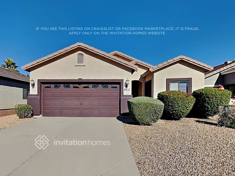 922 W St Kateri Ave in Phoenix, AZ - Foto de edificio