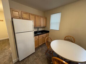 220 Middlesex Ave in Somerville, MA - Building Photo - Building Photo