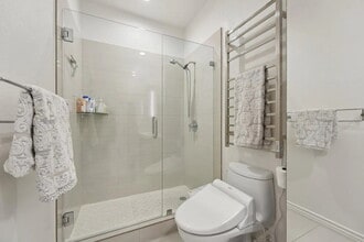 50 N San Mateo Dr-Unit -unit 20 in San Mateo, CA - Building Photo - Building Photo