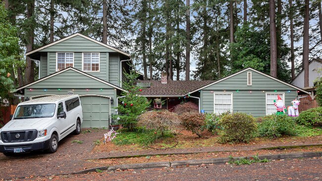 15270 SW Springdale Ct in Beaverton, OR - Building Photo - Building Photo