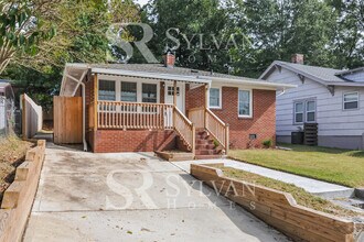 205 Moline St in Durham, NC - Building Photo - Building Photo