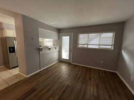 1802 Fairview Ave in Houston, TX - Building Photo