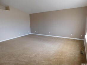 817 Woodhaven Dr in Fallon, NV - Building Photo - Building Photo