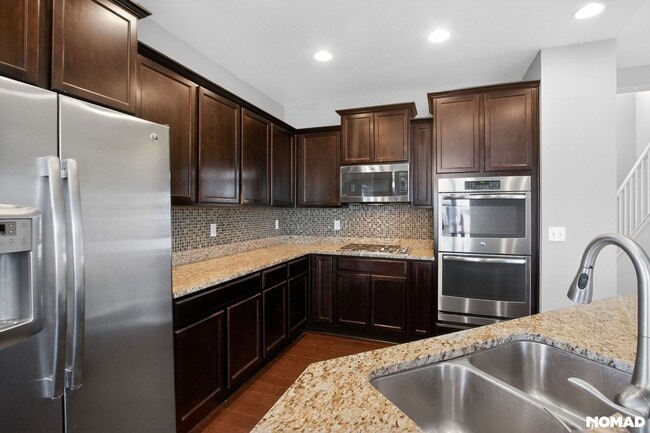 481 N Jackson Gap Way in Aurora, CO - Building Photo - Building Photo