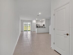9291 Bonita Mar Dr in Parrish, FL - Building Photo - Building Photo