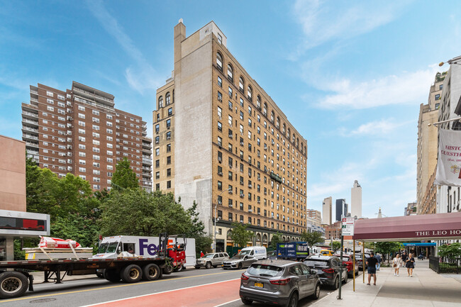 The Broadmoor Apartments in New York, NY - Building Photo - Building Photo