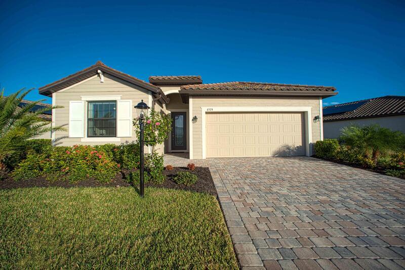 6524 Clairborne Ln in Bradenton, FL - Building Photo