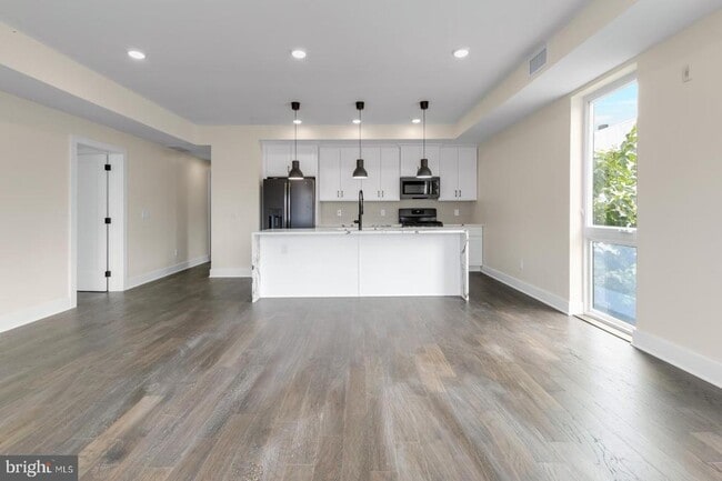 property at 1868 Frankford Ave