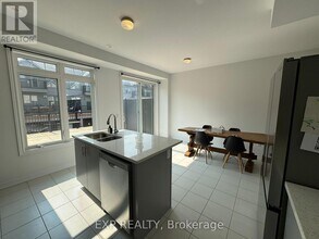 11788 Tenth Line in Whitchurch-Stouffville, ON - Building Photo - Building Photo