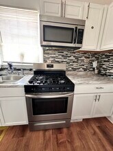 8131 S Calumet Ave in Chicago, IL - Building Photo - Building Photo