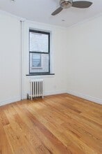 326 E 35th St in New York, NY - Building Photo - Building Photo