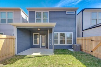 1709 Summerlyn Ter Dr in Houston, TX - Building Photo - Building Photo