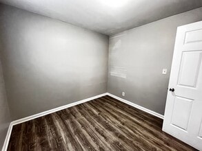 1124 Carlisle Ave in Louisville, KY - Building Photo - Building Photo