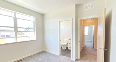435 Blue Ridge Ln in Lafayette, CO - Building Photo - Building Photo