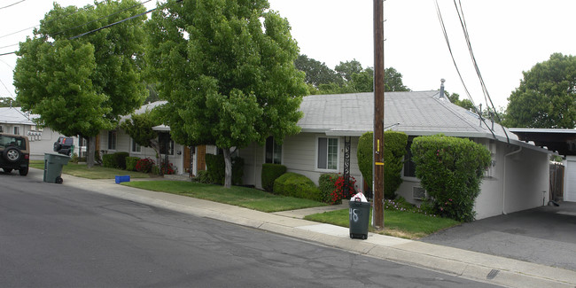 1448 Carleton Dr in Concord, CA - Building Photo - Building Photo