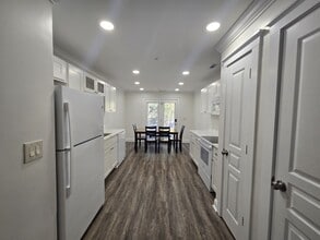 490 S Barnett Shoals Rd in Athens, GA - Building Photo - Building Photo