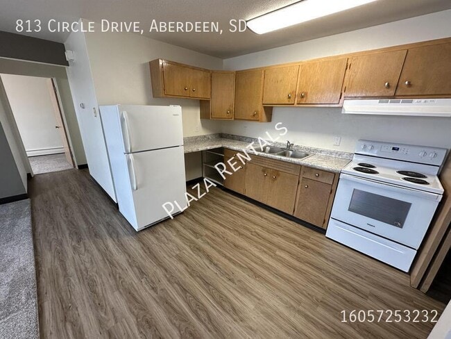 2119 4th Ave SE in Aberdeen, SD - Building Photo - Building Photo